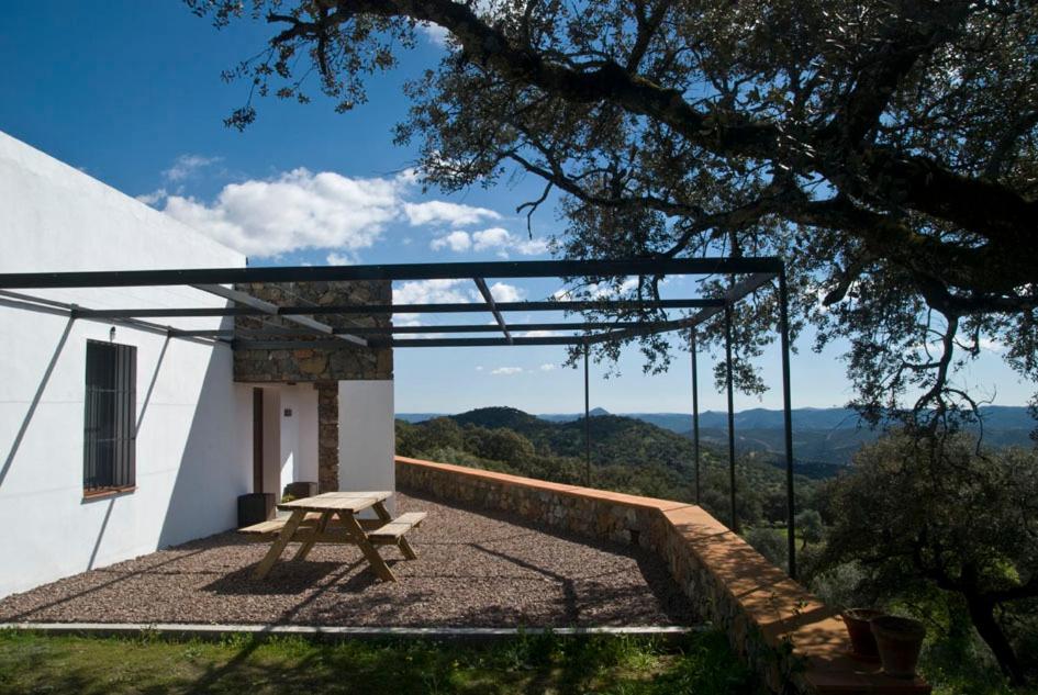Las Tobas Higuera De La Sierra  Extérieur photo