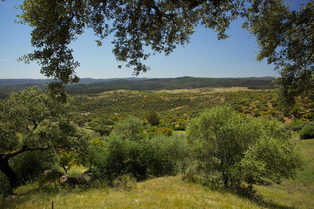 Las Tobas Higuera De La Sierra  Extérieur photo